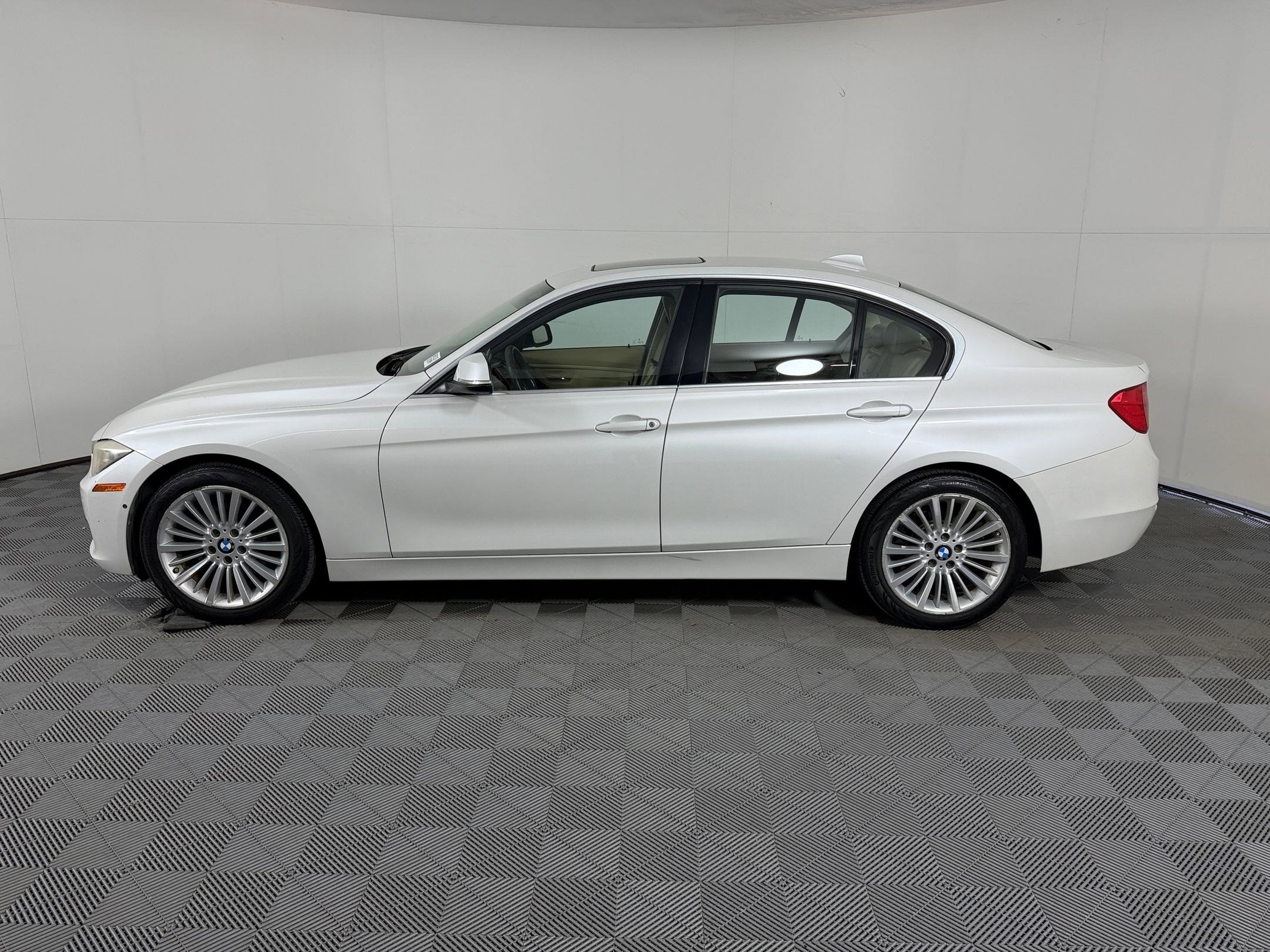 bmw 3 series 2014 WBA3A5G59ENP32109 image bmw 3 series 2014 WBA3A5G59ENP32109 image